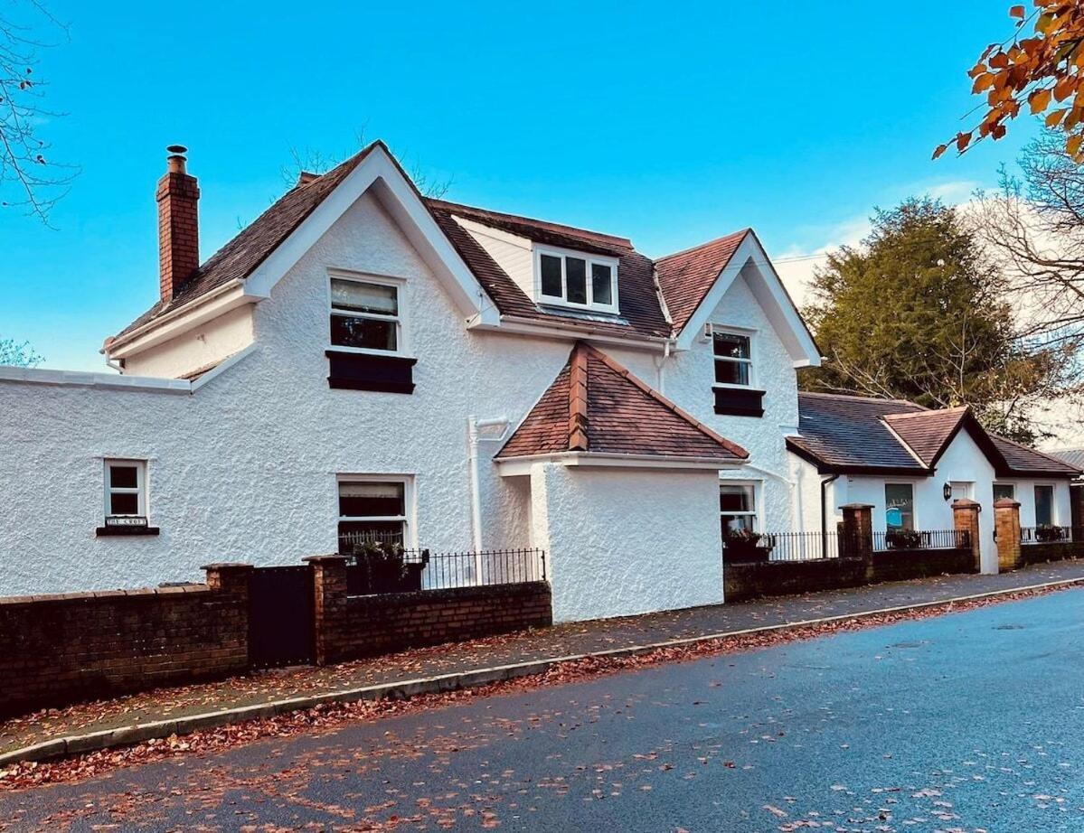 6 - Central Location - Entire House - Free Parking Merthyr Tydfil Exterior foto